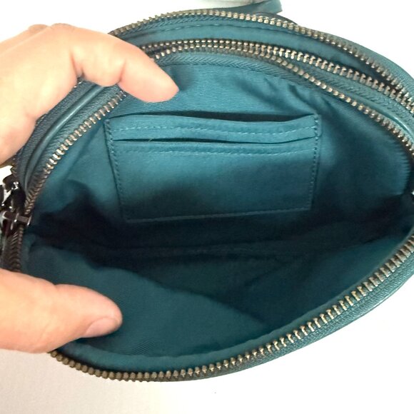 Mini teal coach crossbody - Picture 6 of 6
